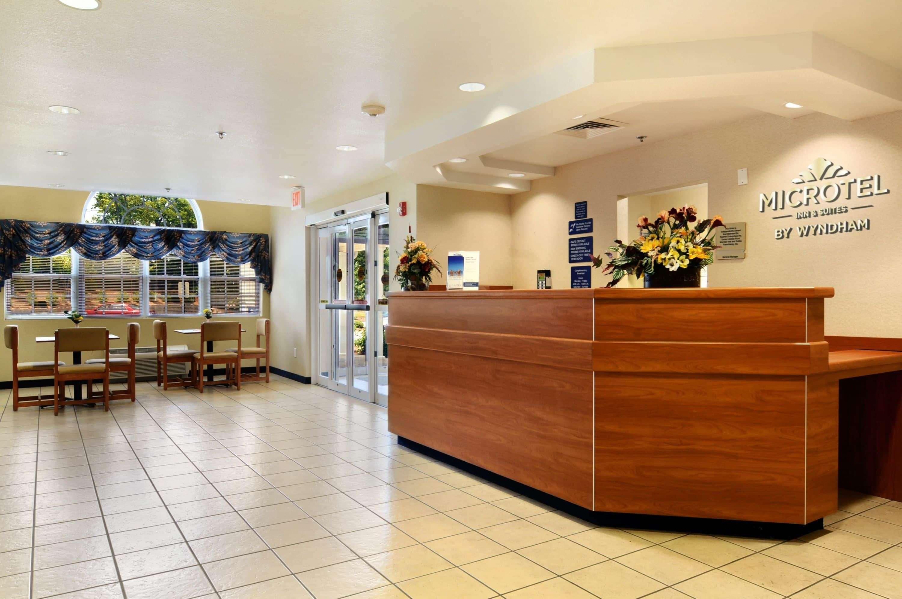 Microtel Inn & Suites Huntsville Exterior foto